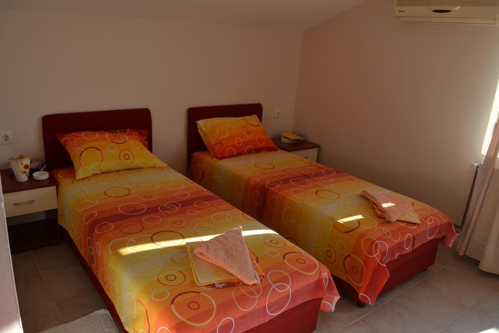 Hotel Adria 巴尔 外观 照片