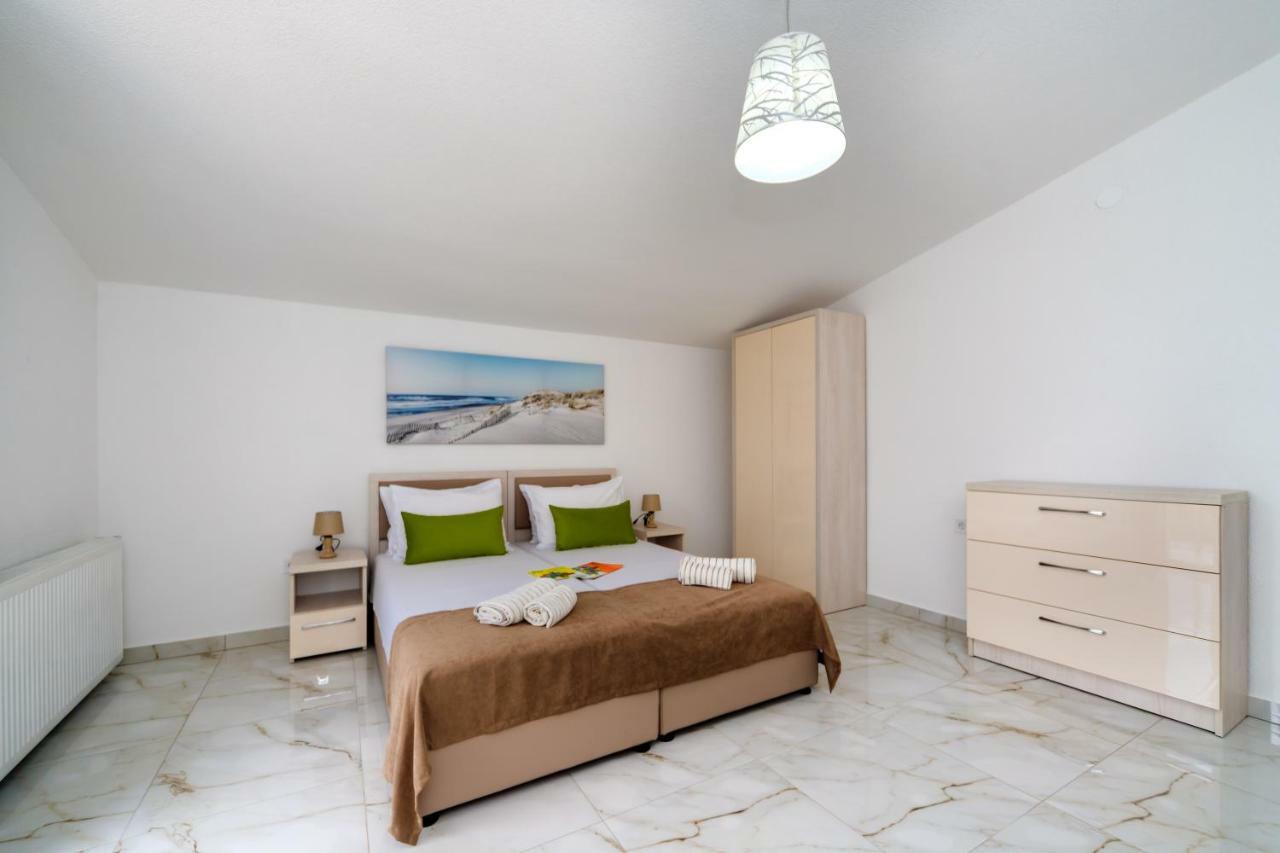 Hotel Adria 巴尔 外观 照片